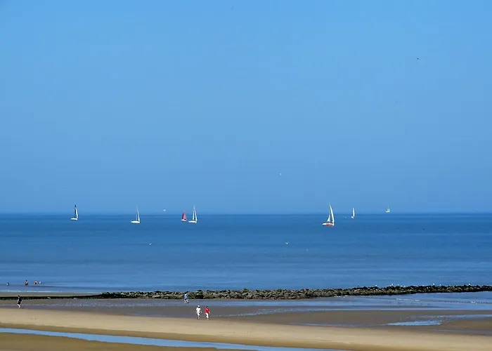 North Sea View Studio With Parking