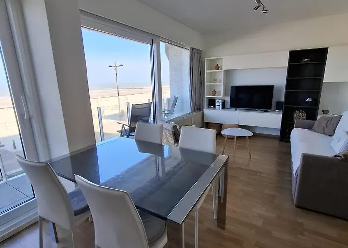 North Sea View Studio With Parking